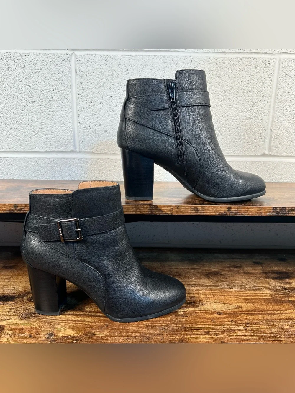 Vionic Alison Booties Boots Black Ankle Buckle Zip Side Heeled Water Resistant 8